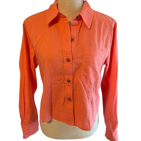 Universal Thread Tops - Universal Thread Cropped Fit Button Down